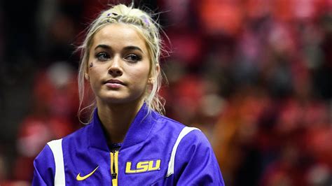 LSU Star Gymnast Olivia Dunne Posts Patriotic Video。